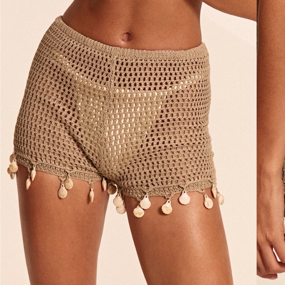 NWT Pretty Little Thing Stone crochet shell trim beach shorts